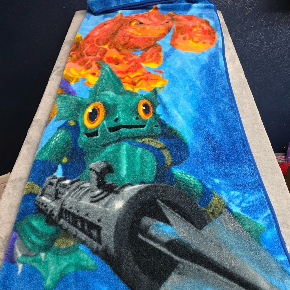 Vintage 2012 Skylanders Fleece Throw Blanket-Gill Grunt Eruptor